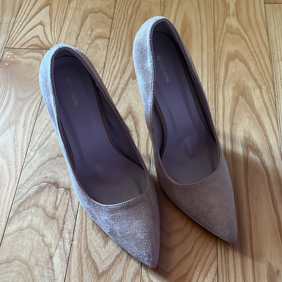 Never work before - 5 inch High heels - Pretty Little Thing - Faux Suede size 7 - Picture 3 of 5